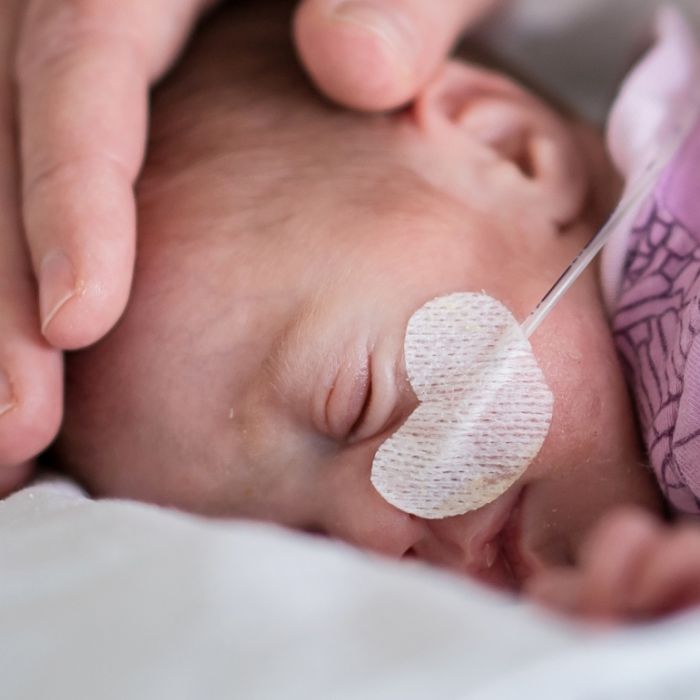 Mutter will Baby mit Bleiche töten Mutter will Baby mit Bleiche töten (Foto)