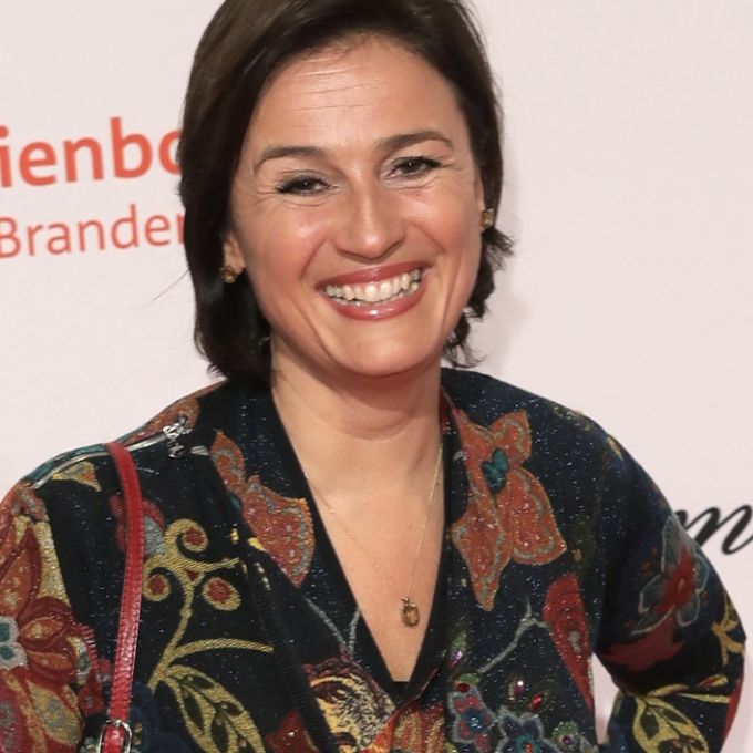 "Bares für Rares"-Konkurrenz? Neue Trödel-Show startet im TV "Bares für Rares"-Konkurrenz? Neue Trödel-Show startet im TV (Foto)