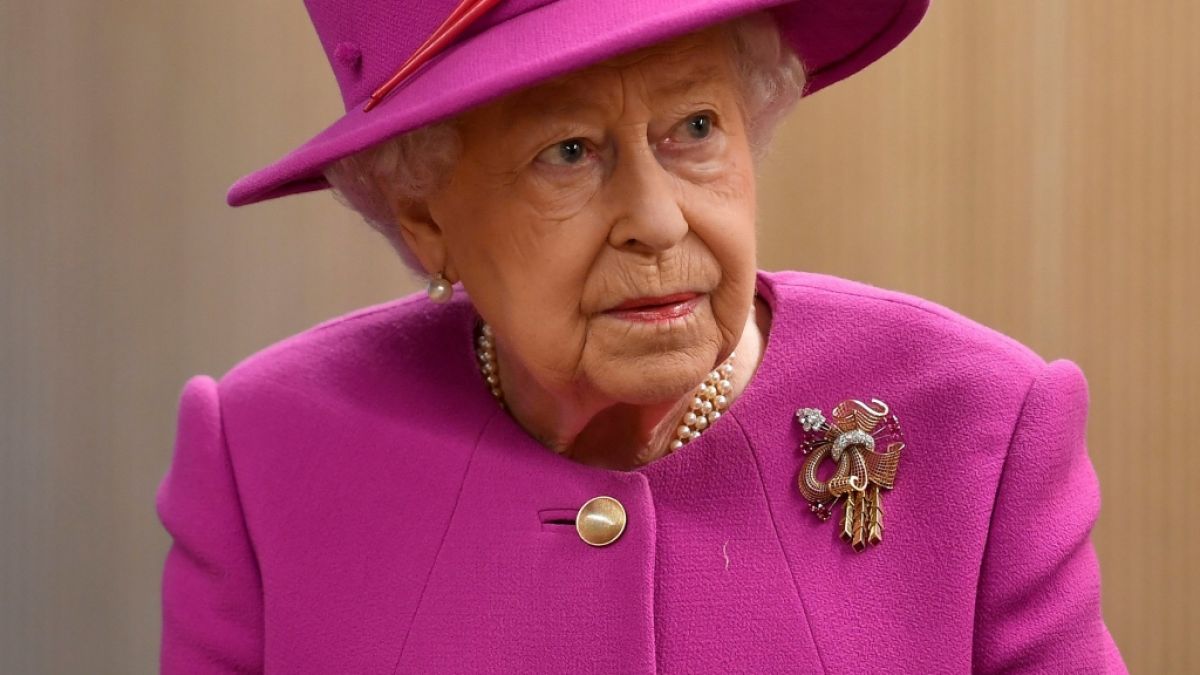Queen Elizabeth II. bereits offenbar ihren Rücktritt vor. (Foto)