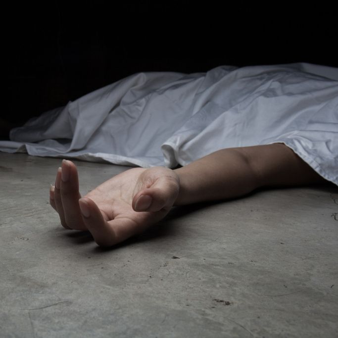 Rentenbetrug! Mann lebt monatelang mit toter Mutter Rentenbetrug! Mann lebt monatelang mit toter Mutter (Foto)