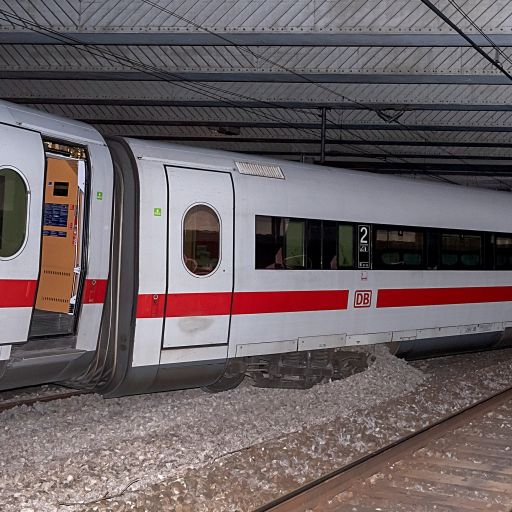 Zug-Unglück bei Basel! Bahnstrecke bleibt weiter gesperrt (Foto)