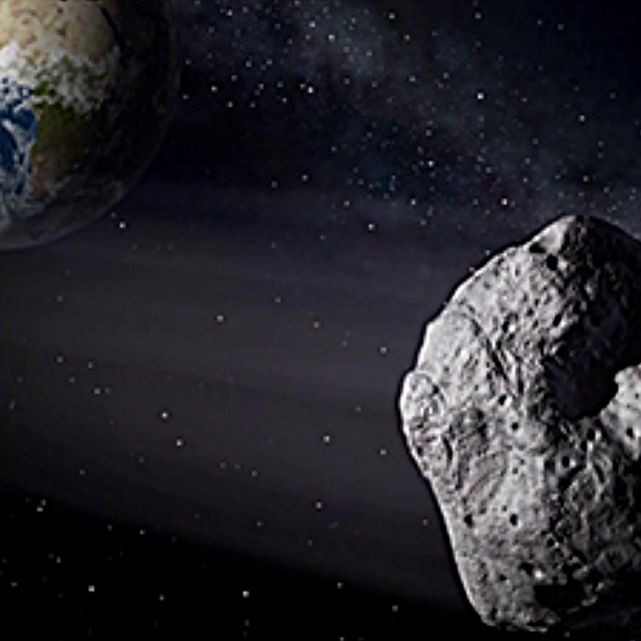So groß wie Big Ben! Riesen-Asteroid rast Richtung Erde So groß wie Big Ben! Riesen-Asteroid rast Richtung Erde (Foto)