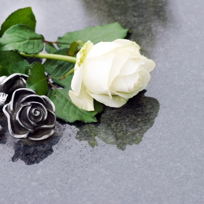 "Batman"-Star (82) verstorben - Tochter bestätigt Tod "Batman"-Star (82) verstorben - Tochter bestätigt Tod (Foto)