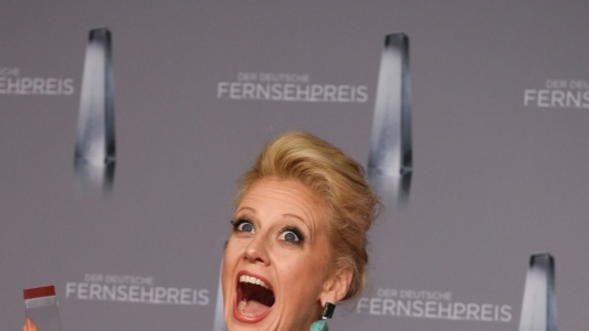 Barbara Schöneberger begeistert ihre Fans mit ihren Hammer-Kurven. (Foto)
