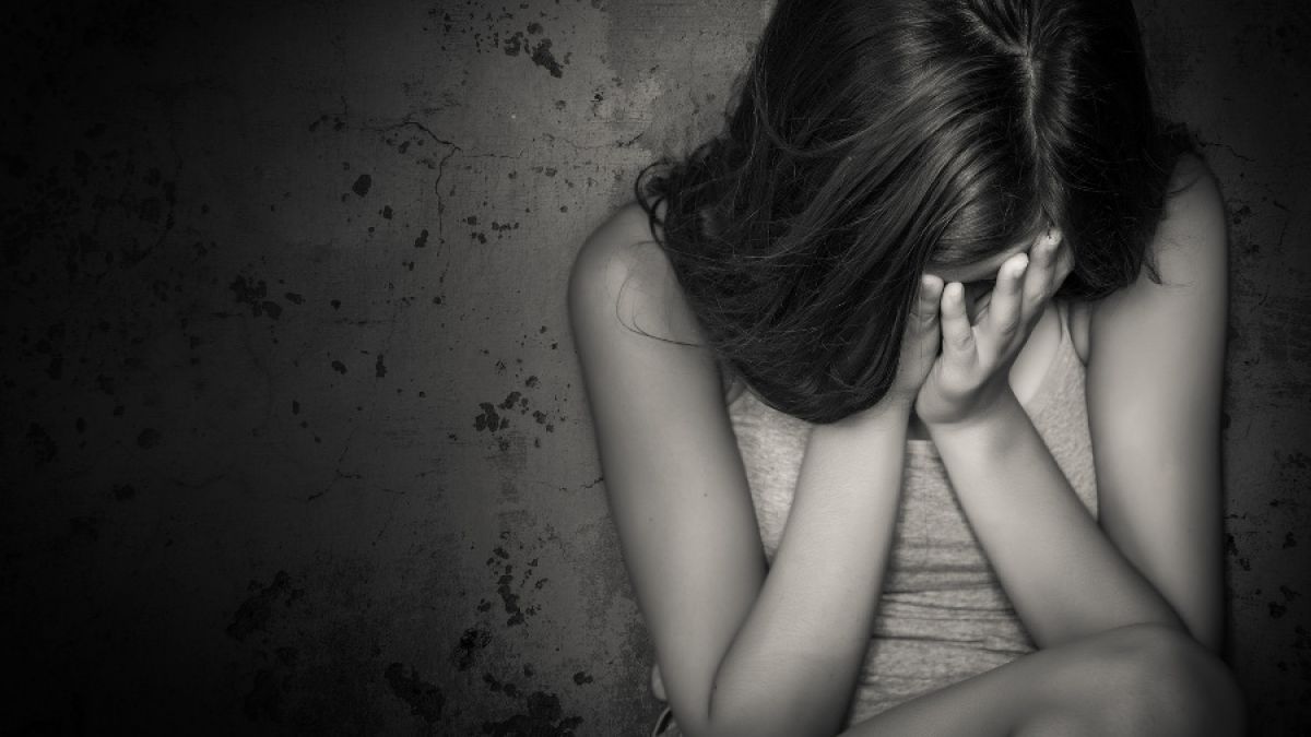In Australien wird einer Mutter, dem Stiefvater und zwei weiteren Männern vorgeworfen, ein 6-jähriges Mädchen vergewaltigt zu haben. (Symbolbild) (Foto)