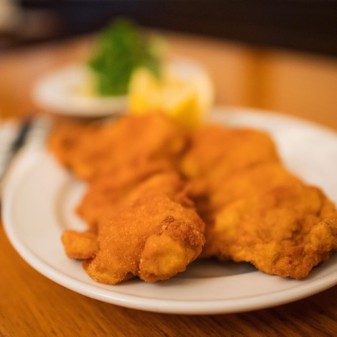 Hamburgerin bekommt Baby beim Schnitzel-Essen Hamburgerin bekommt Baby beim Schnitzel-Essen (Foto)