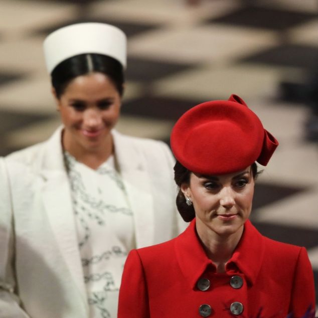 Kuschelkurs statt Zickenkrieg! Herzogin Meghan im Knutschfieber Kuschelkurs statt Zickenkrieg! Herzogin Meghan im Knutschfieber (Foto)