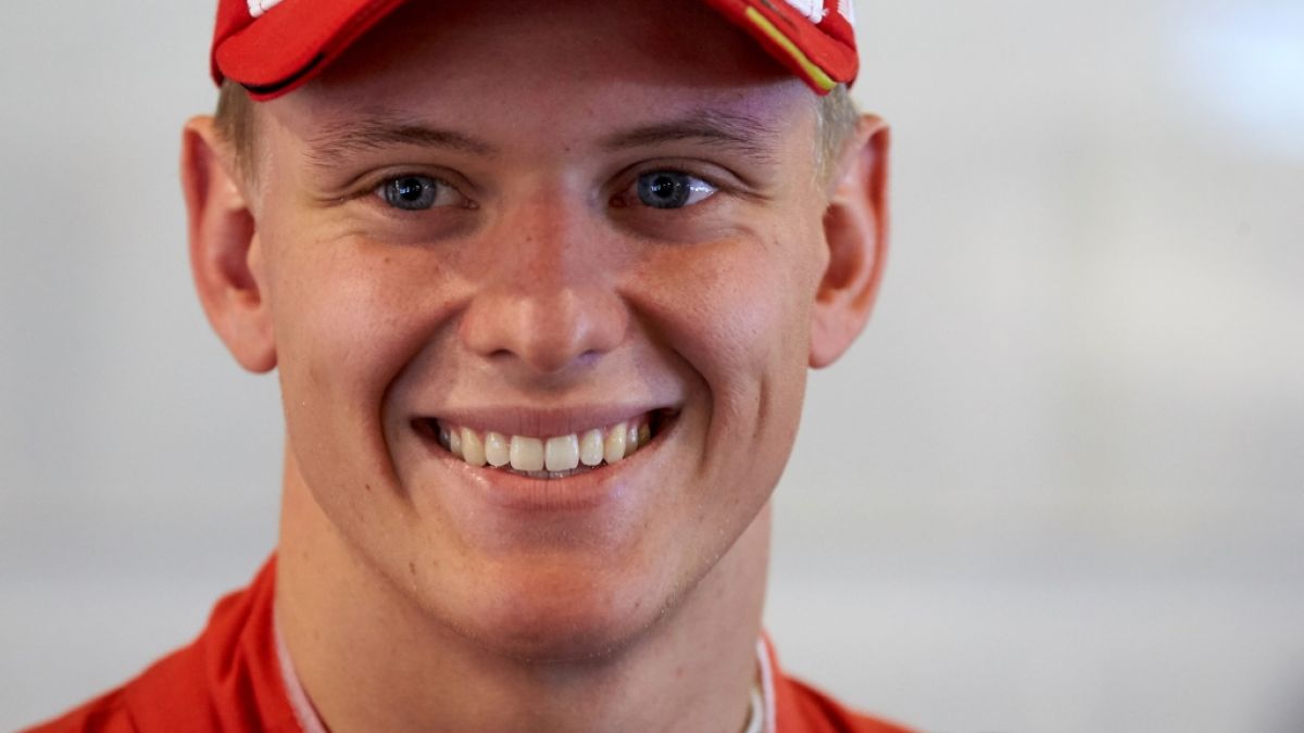 Mick Schumacher auf der Überholspur: Der Sohn von Michael Schumacher testet offiziell in der Formel 1 bei Ferrari. (Foto)