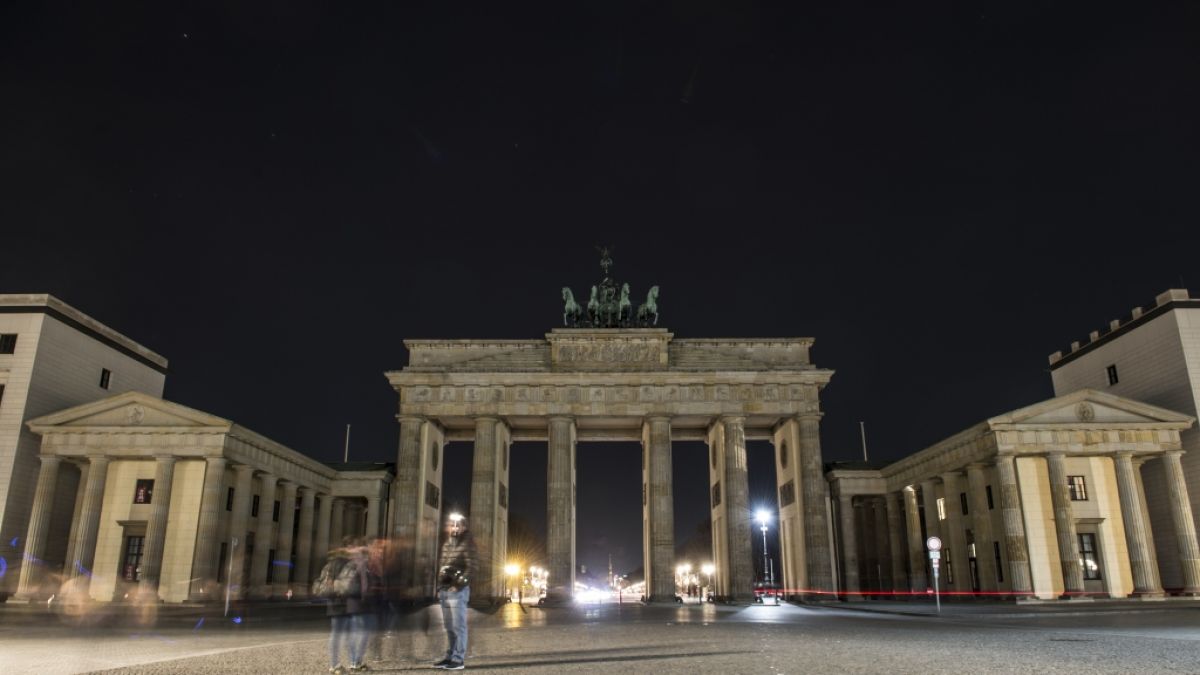 Auch das Brandenburger Tor wird zur "Earth Hour" 2019 wieder eine Stunde unbeleuchtet bleiben. (Foto)