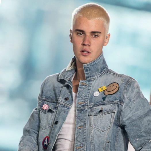 Nach harter Kritik: Bieber entschuldigt sich für Baby-Aprilscherz! Nach harter Kritik: Bieber entschuldigt sich für Baby-Aprilscherz! (Foto)