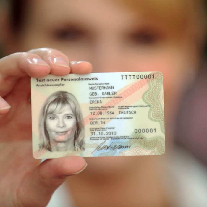 SO beschneidet der neue Ausweis unsere Grundrechte SO beschneidet der neue Ausweis unsere Grundrechte (Foto)