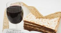 Ungesäuertes Brot, auch Mazza genannt, gehört zum jüdischen Pessach-Fest unbedingt dazu.