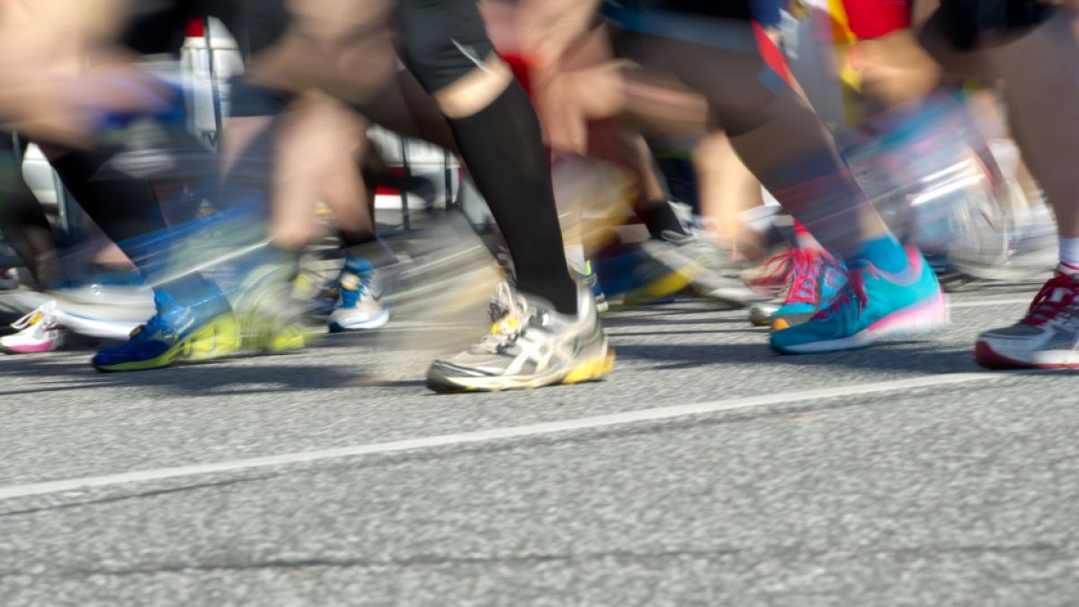 Marathon In Hamburg Und London 19 Ergebnisse Abate Gewinnt In Hamburg Kipchoge Siegt In London News De