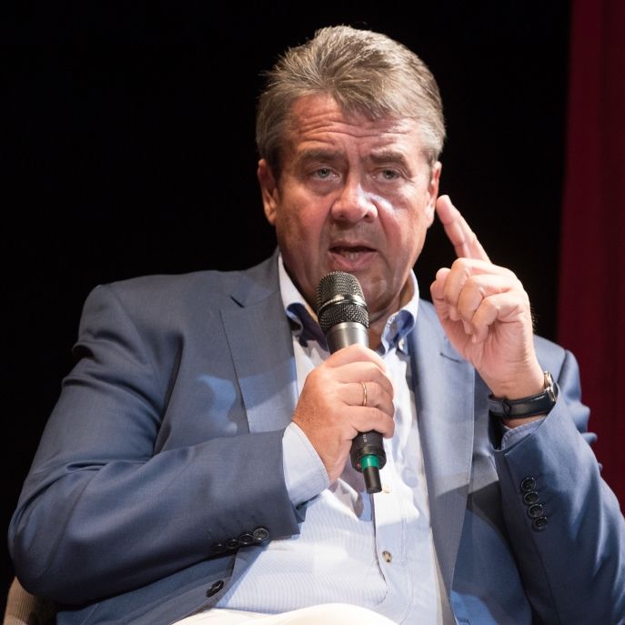 Ex-SPD-Chefs rechnet mit umstrittener Asyl-Studie ab Ex-SPD-Chefs rechnet mit umstrittener Asyl-Studie ab (Foto)