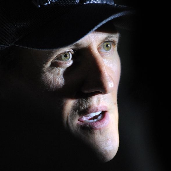 Schlimme Vorwürfe! Ex-Konkurrent Villeneuve teilt gegen Schumi aus Schlimme Vorwürfe! Ex-Konkurrent Villeneuve teilt gegen Schumi aus (Foto)