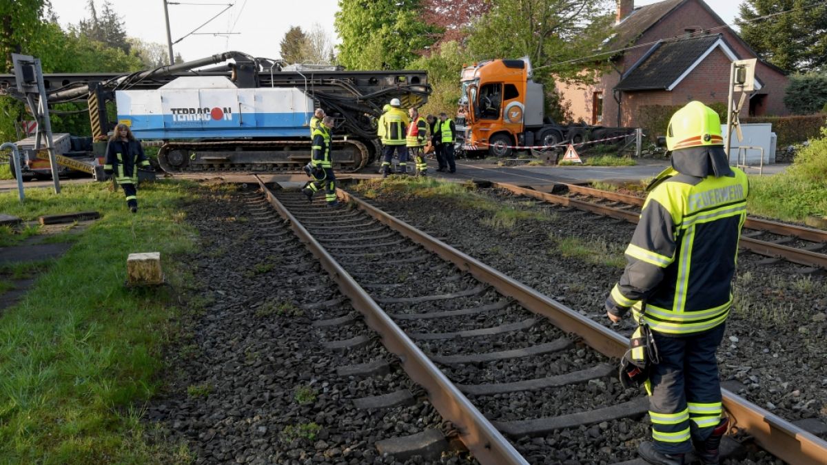 Bei einem Bahn-Unfall in Schleswig-Holstein wurden mindestens 20 Personen verletzt. (Foto)