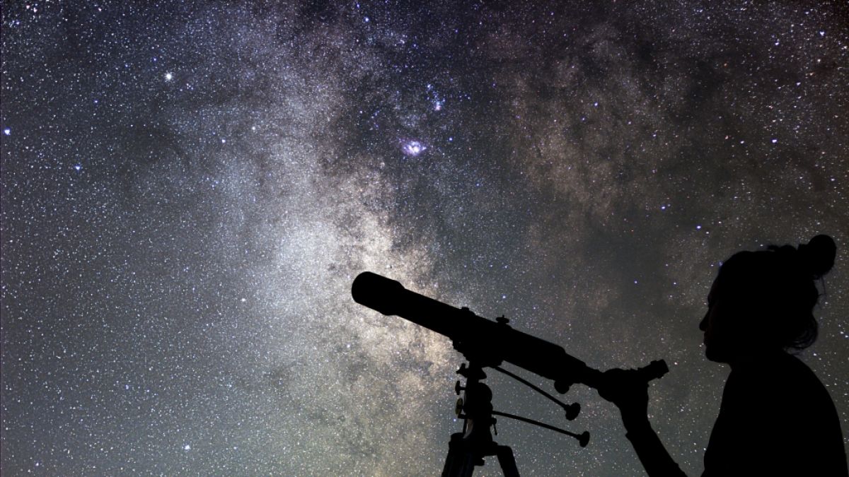 Sternschnuppen kann man das ganze Jahr am Himmel sehen. (Foto)