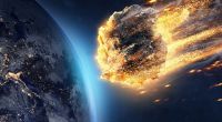 Erneut schrammt ein riesiger Asteroid gefährlich nah an der Erde vorbei.