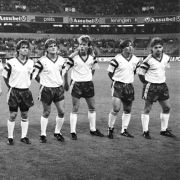 Jörg Stübner (2.v.r.) lief 47 Mal für die DDR-Auswahl auf. Jörg Stübner (2.v.r.) lief 47 Mal für die DDR-Auswahl auf.