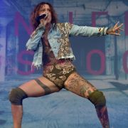 Jennifer Weist genießt die Hitze. Jennifer Weist genießt die Hitze.
