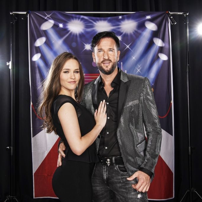 Unverantwortlich! DAMIT bringt der Wendler Freundin Laura in Lebensgefahr Unverantwortlich! DAMIT bringt der Wendler Freundin Laura in Lebensgefahr (Foto)