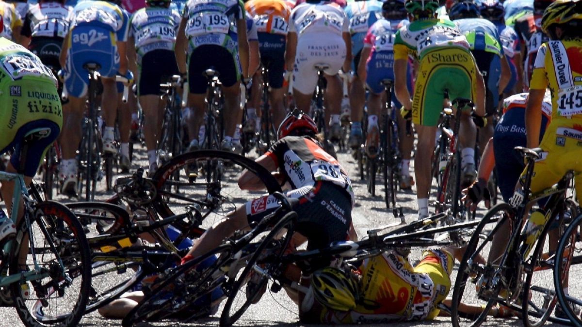 Wir stellen Ihnen die schlimmsten Unfälle in der Geschichte der Tour de France vor. (Foto)