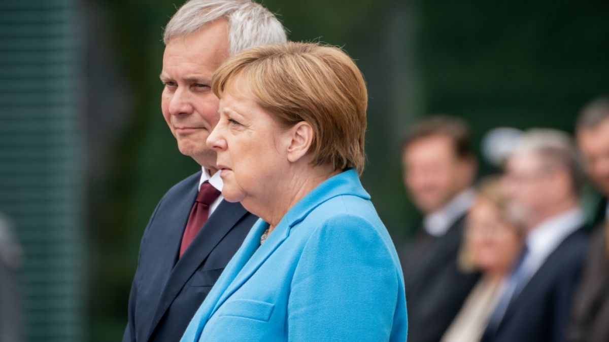 Angela Merkel sorgte beim Empfang des finnischen Ministerpräsidenten Antti Rinne mit einem neuen Zitter-Anfall für Bestürzung. (Foto)