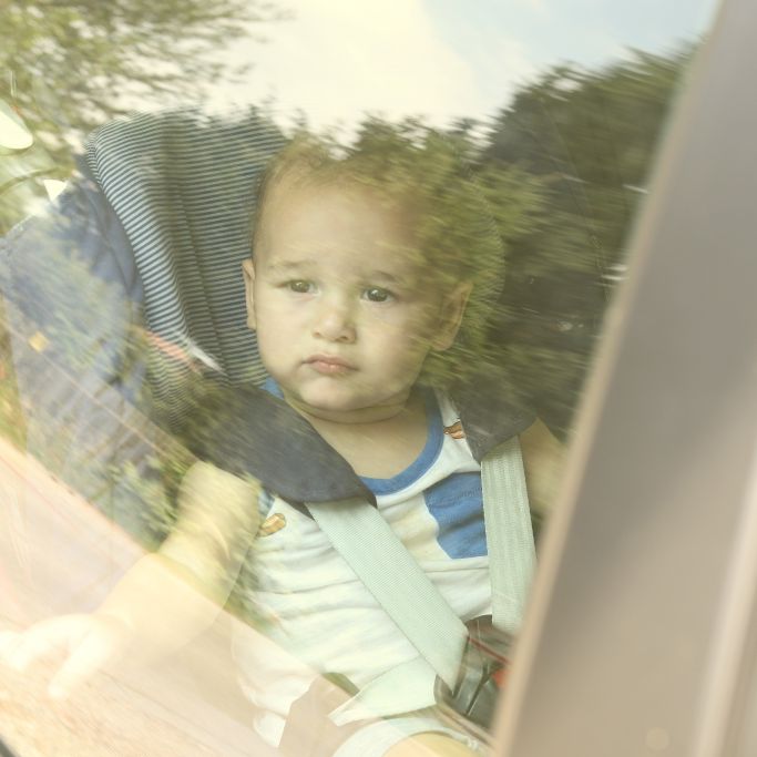 Junge (3) in Hitze-Auto vergessen - tot! Junge (3) in Hitze-Auto vergessen - tot! (Foto)