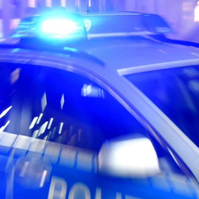Pistolen-Mann missbraucht 15-Jährige in NRW - Verdächtiger festgenommen Pistolen-Mann missbraucht 15-Jährige in NRW - Verdächtiger festgenommen (Foto)