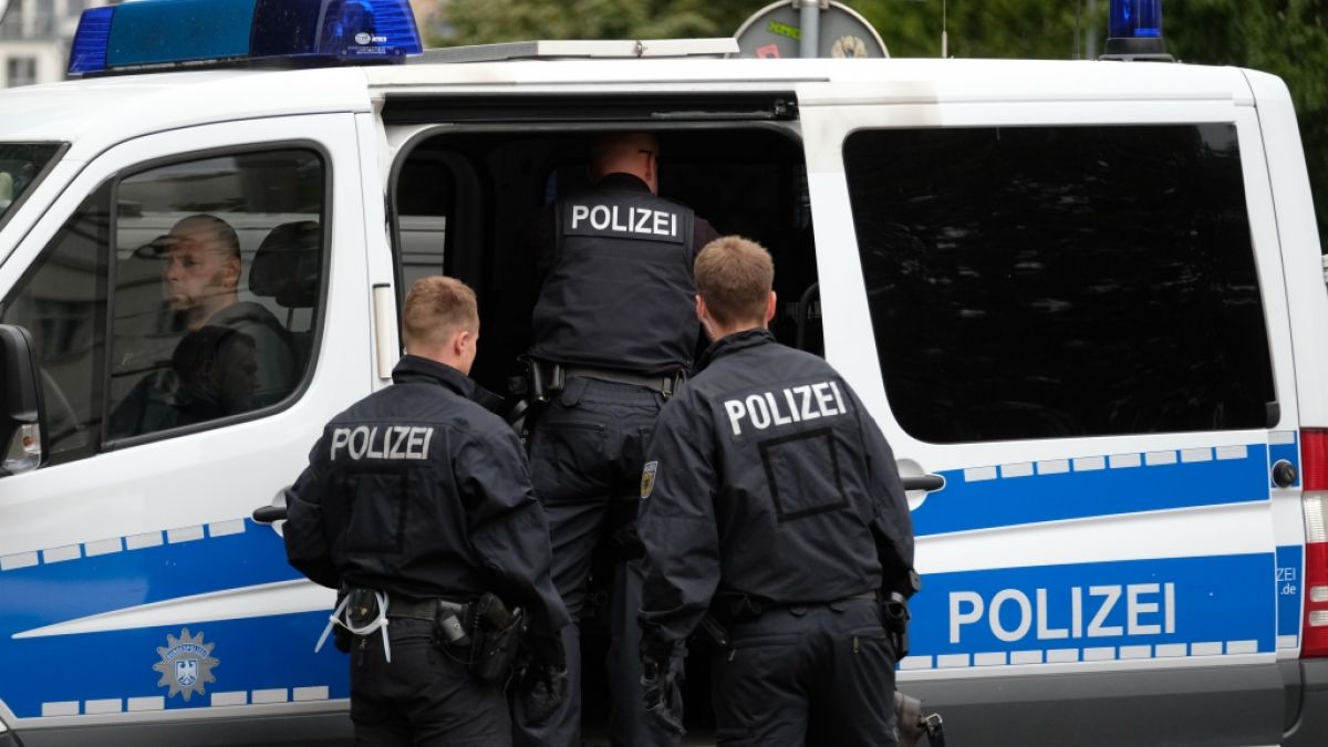 In Stuttgart griff ein mann seine Schwester mit einem Baseballschläger an. Er befindet sich nun in Untersuchungshaft. (Symbolbild) (Foto)