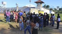 Bei Kämpen zweier rivalisierender Banden in einem Gefängnis im brasilianischen Altamira sind laut Strafvollzugsbehörde 57 Menschen getötet worden.
