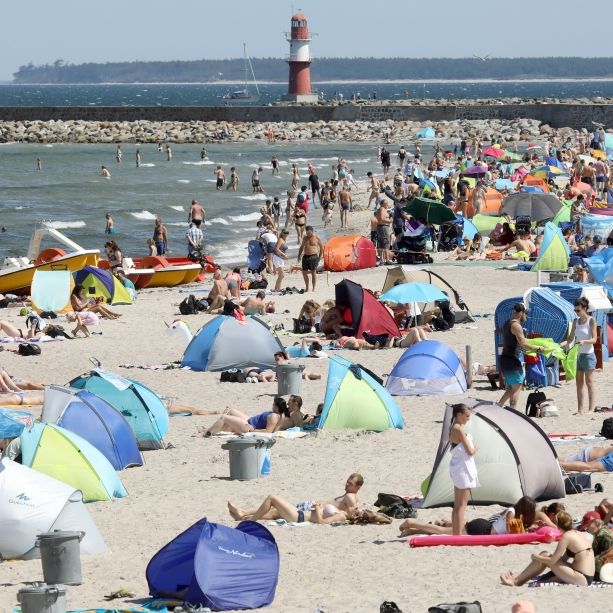Frau stirbt durch Bakterien in der Ostsee Frau stirbt durch Bakterien in der Ostsee (Foto)
