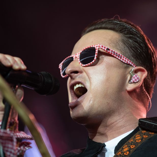 Kitzbühel-Konzert findet statt - Video-Ansage für seine Fans! Kitzbühel-Konzert findet statt - Video-Ansage für seine Fans! (Foto)