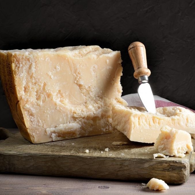 Mineralöl im Parmesan! Diese Käse-Marken sind durchgefallen