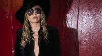 Miley Cyrus ließ bei der Fashion Week in New York tief blicken.