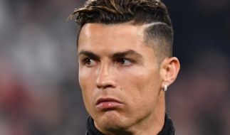 Cristiano Ronaldo Geschockt Im Bett Abgestochen Stylist Von Cr7