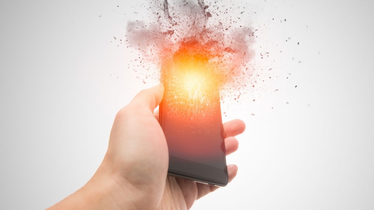 Ein 14-jähriges Mädchen starb bei der Explosion seines Smartphones. (Symbolbild) (Foto)