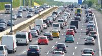 Am Tag der Deutschen Einheit (03.10.), sowie am Wochenende (04.-06.10.) droht auf Deutschlands Autobahnen wieder ein Stau-Chaos.