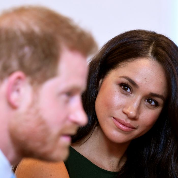 Plötzlich getrennt! Prinz Harry lässt Herzogin Meghan sitzen Plötzlich getrennt! Prinz Harry lässt Herzogin Meghan sitzen (Foto)