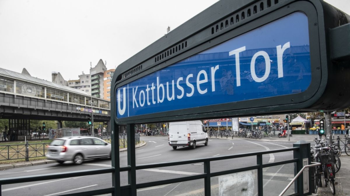 Am U-Bahnhof Kottbusser Tor kam es zu einem schrecklichen Unfall. (Foto)