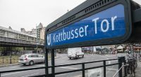 Am U-Bahnhof Kottbusser Tor kam es zu einem schrecklichen Unfall.