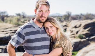 Enie Van De Meiklokjes Katzenohren Blutentraum In Weiss So Heiratete Sie Ihren Tobias Bunte De