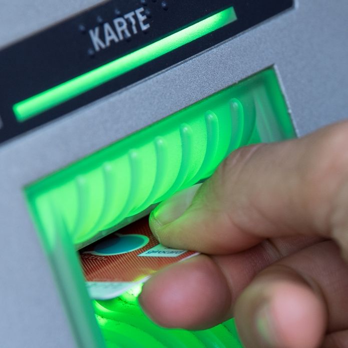 SO können Sie Gebühren für Girokonten einfach sparen SO können Sie Gebühren für Girokonten einfach sparen (Foto)