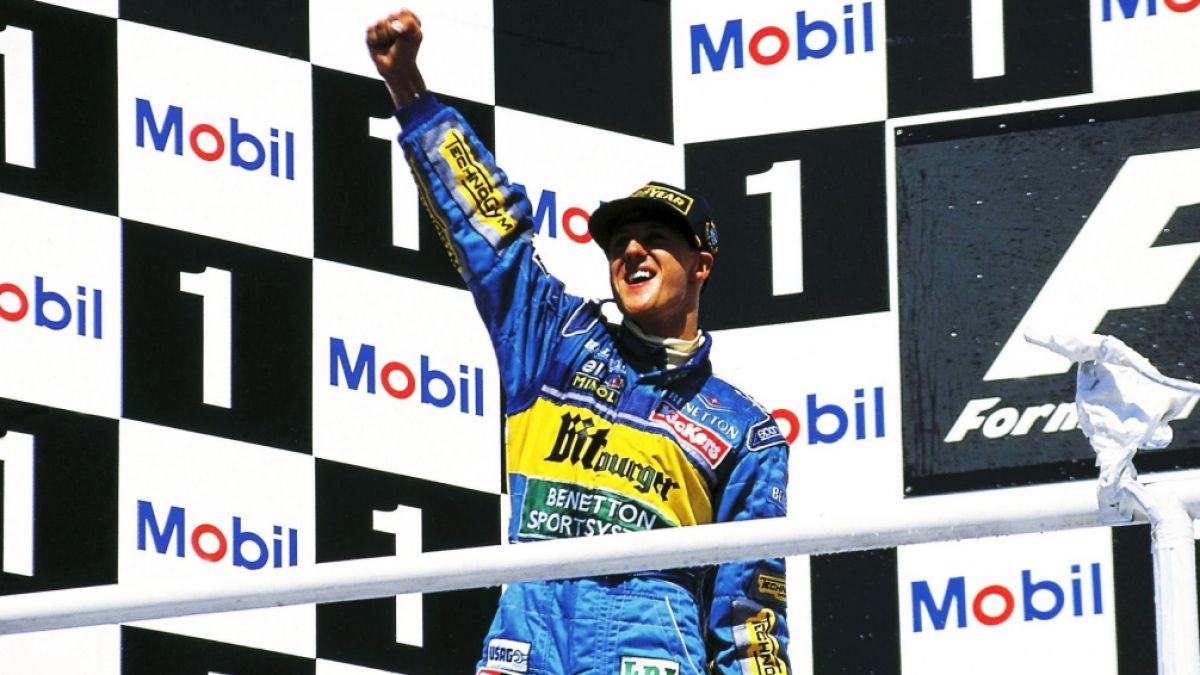 Michael Schumacher gewinnt 1994 im Benetton seinen ersten Formel-1-Weltmeistertitel. (Foto)