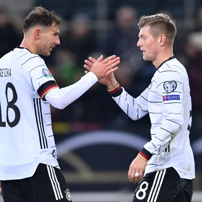 Mit Gnabry-Gala zu Platz eins - 6:1 zum Quali-Ende gegen Nordirland Mit Gnabry-Gala zu Platz eins - 6:1 zum Quali-Ende gegen Nordirland (Foto)