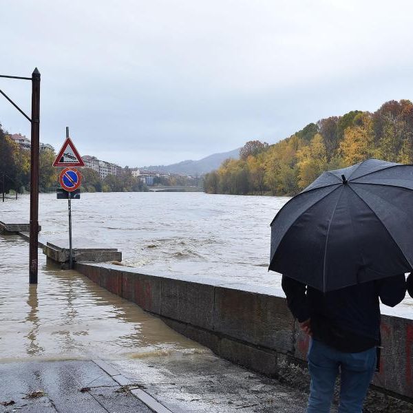 Chaos-Wetterlage fordert weitere Todesopfer, Autobahnen gesperrt Chaos-Wetterlage fordert weitere Todesopfer, Autobahnen gesperrt (Foto)