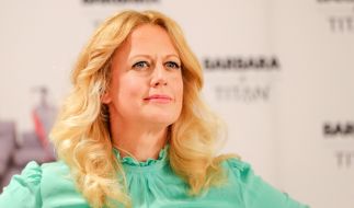 Https Www Promiflash De News 2018 06 30 Royales Essensverbot Diese Zutat Ist Jetzt Tabu Fuer Meghan Html 2018 06 30t23 51 00 02 00 Https Content1 Promiflash De Article Images Gallery2048 Herzogin Meghan Beim Pferderennen In Ascot 2018 Jpg