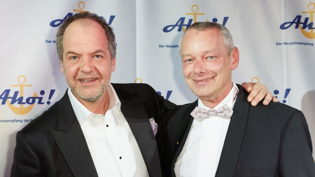 Harry Schulz (rechts) mit Schauspieler Marek Erhardt 2013 bei einem Neujahrsempfang. (Foto)