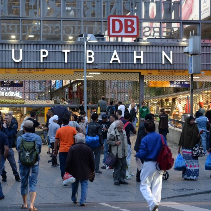 Polizist niedergestochen: Täter wollte gezielt einen Polizisten töten! Polizist niedergestochen: Täter wollte gezielt einen Polizisten töten! (Foto)