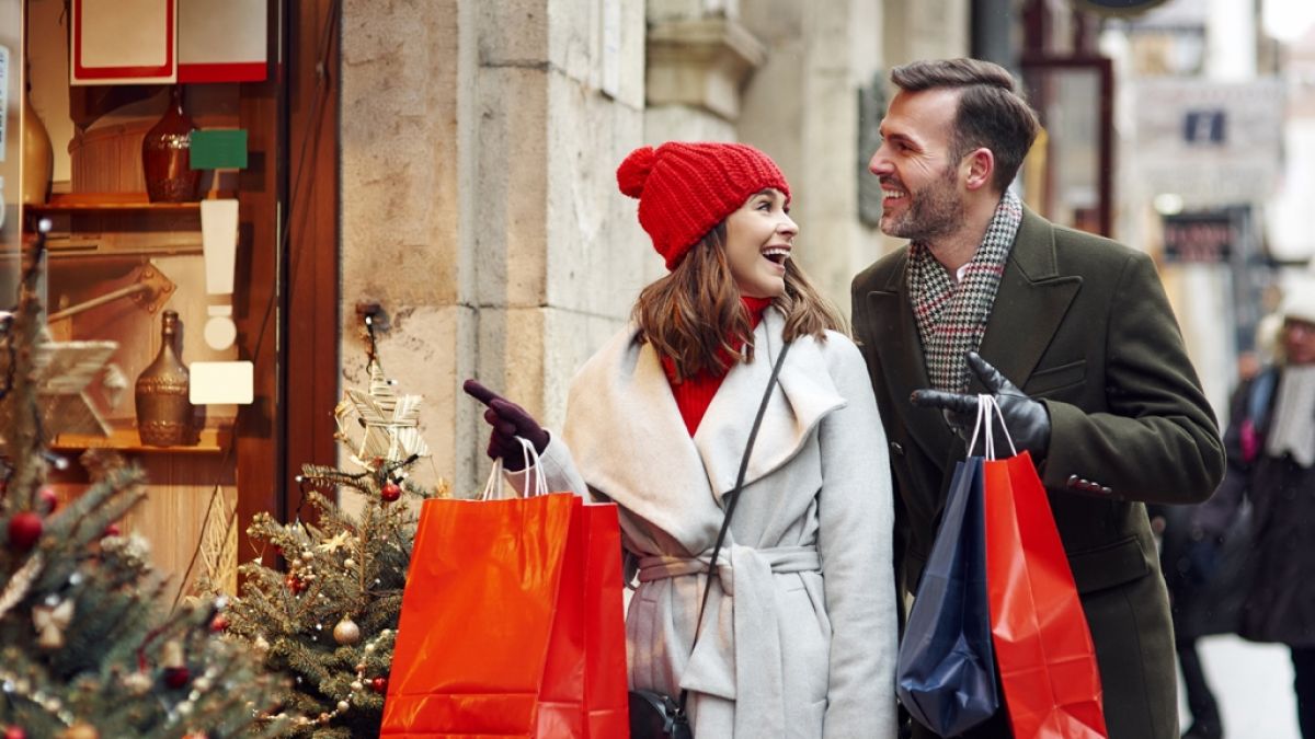 Auch an Weihnachten können einige Shopaholics nicht aufs Einkaufen verzichten! (Foto)